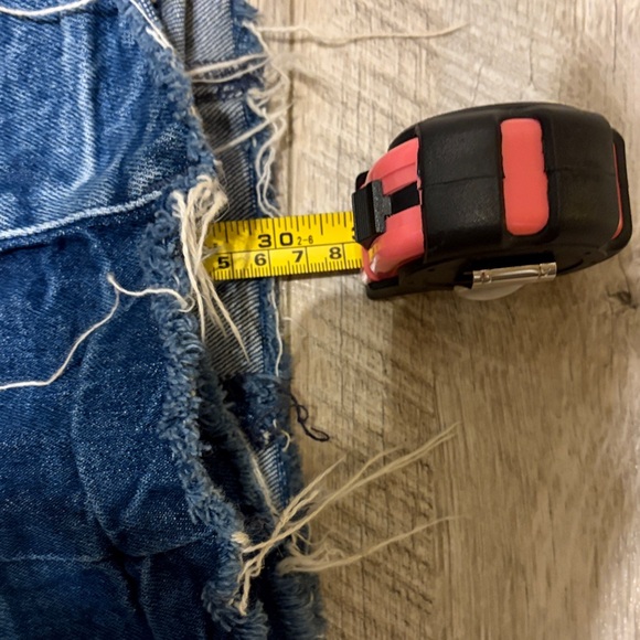 GAP Wide-Leg Jeans - Picture 5 of 5